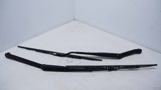 Windscreen Wiper Arms - Fits Mitsubishi Verada KL-KW 2003-2005