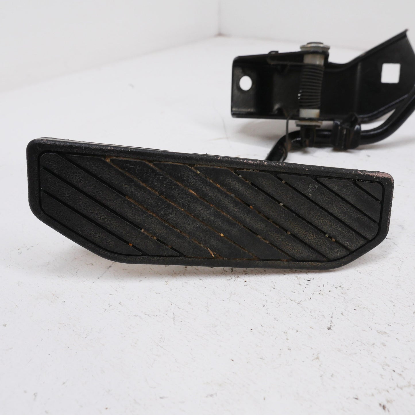 Accelerator Pedal - Fits Ford Falcon AU SR 1998-2002