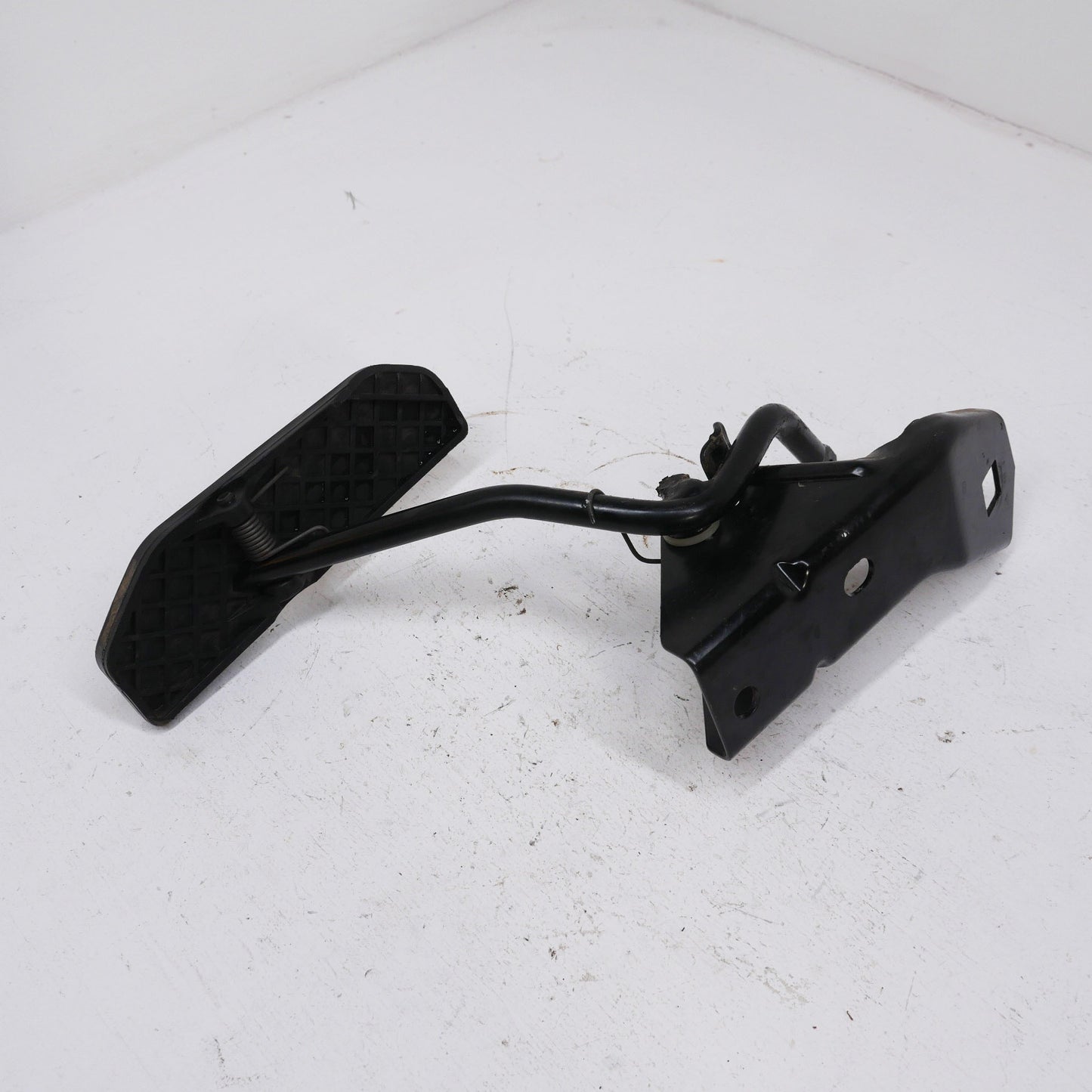 Accelerator Pedal - Fits Ford Falcon AU SR 1998-2002