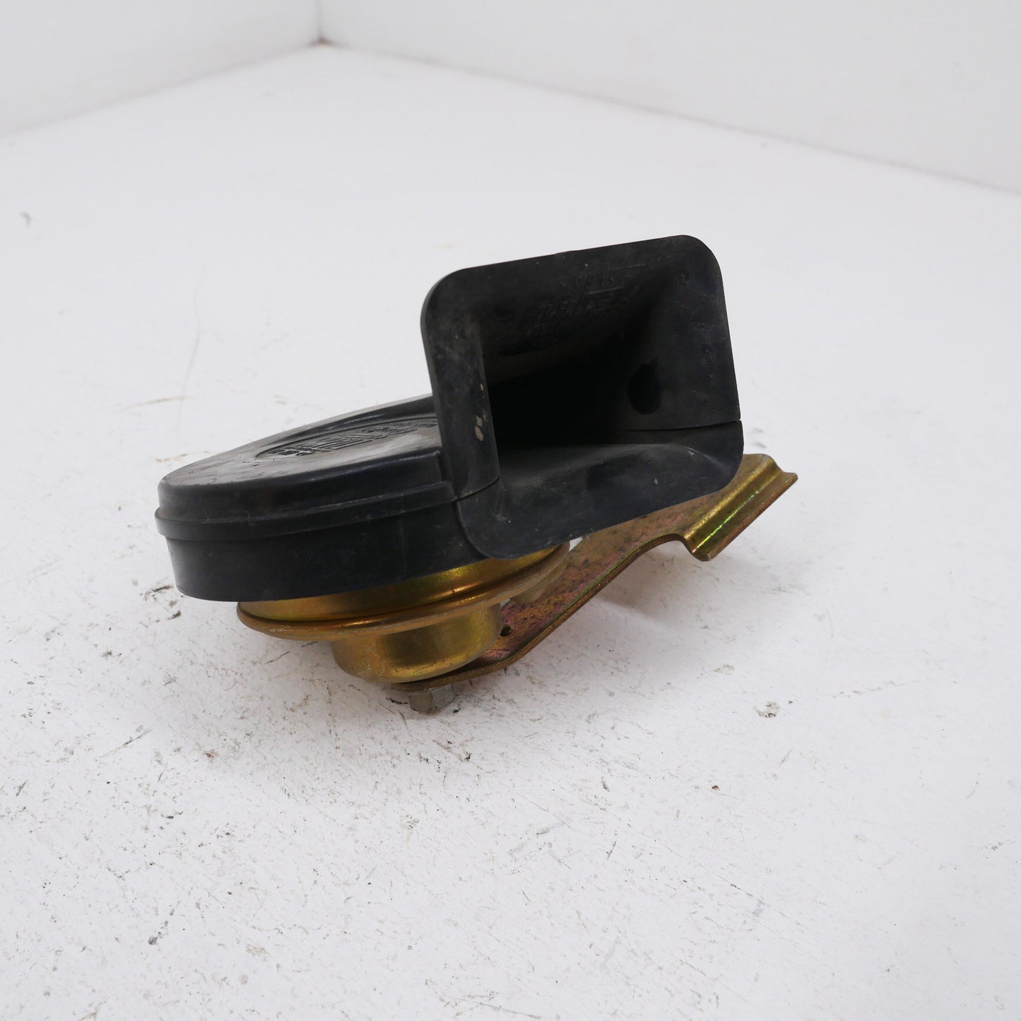 Horn - Fits Ford Falcon AU SR 1998-2002