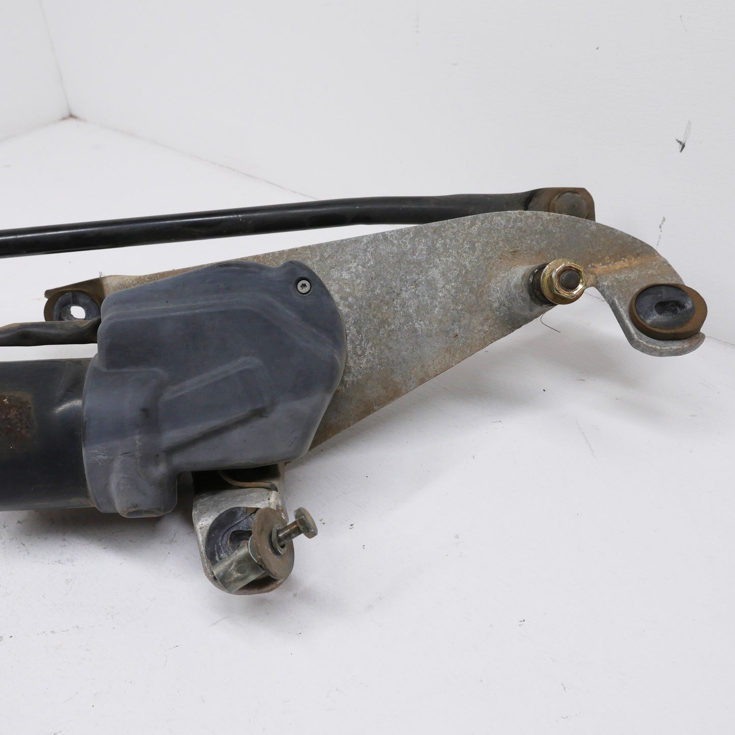 Windscreen Wiper Motor and Linkages AU3 - Fits Ford Falcon AU SR 1998-2002