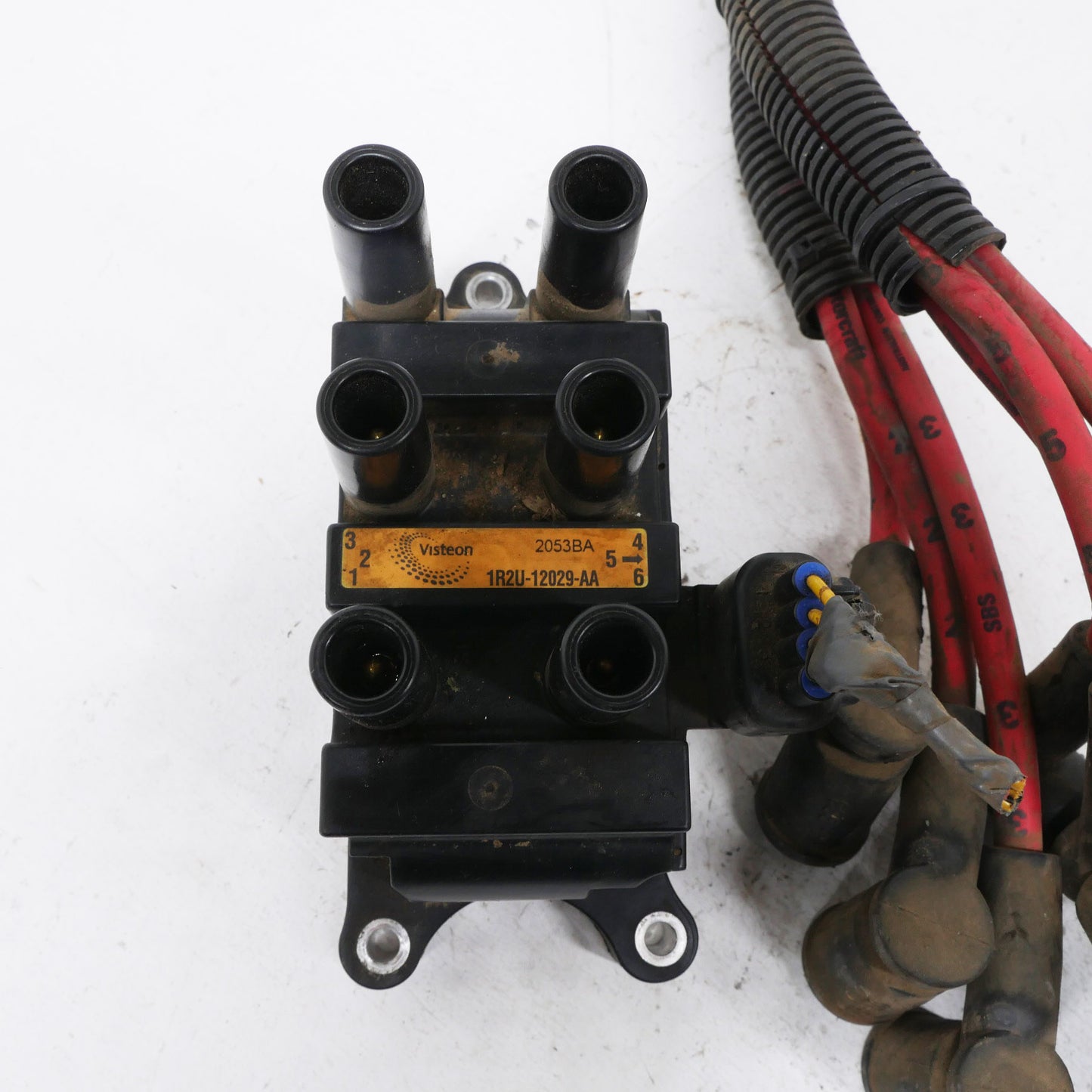 Ignition Coil Pack and Leads - Fits Ford Falcon AU SR 1998-2002