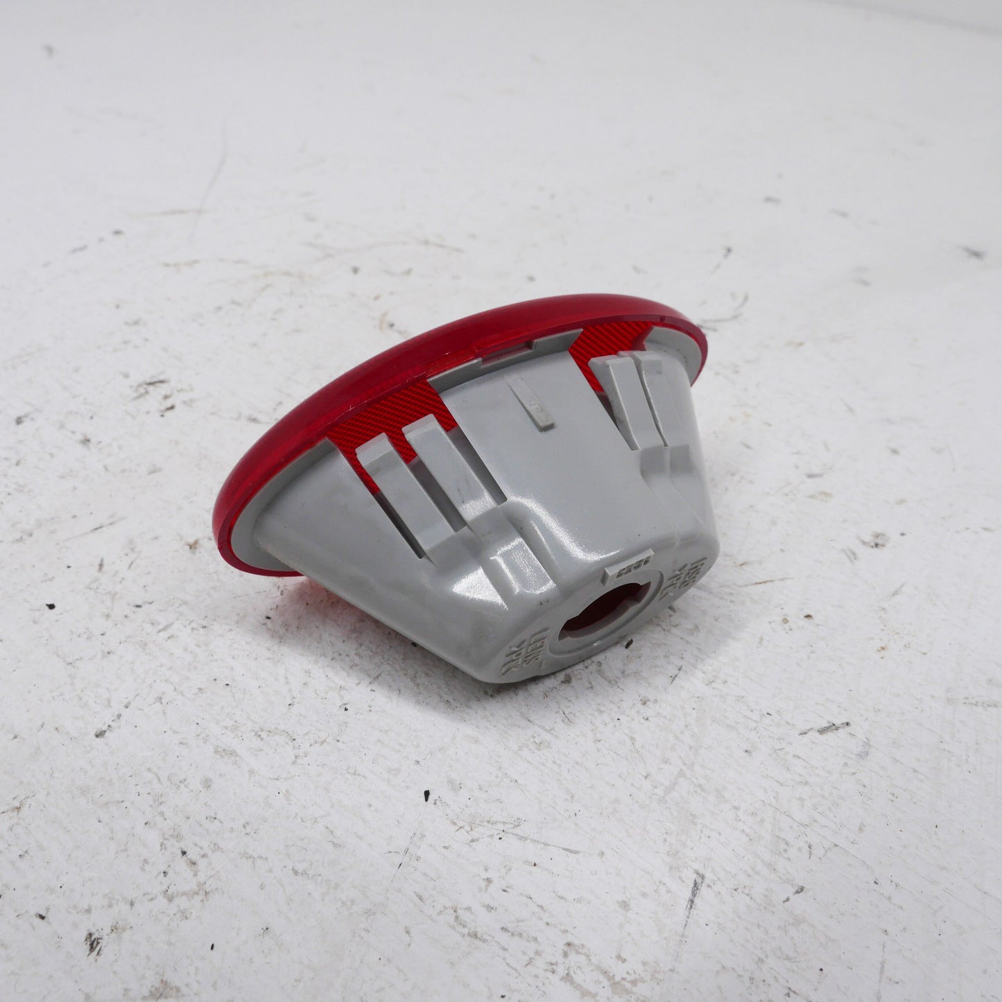 Front Door Card Red Light Lens - Fits Mitsubishi Magna ES TL-TW 2003-2005