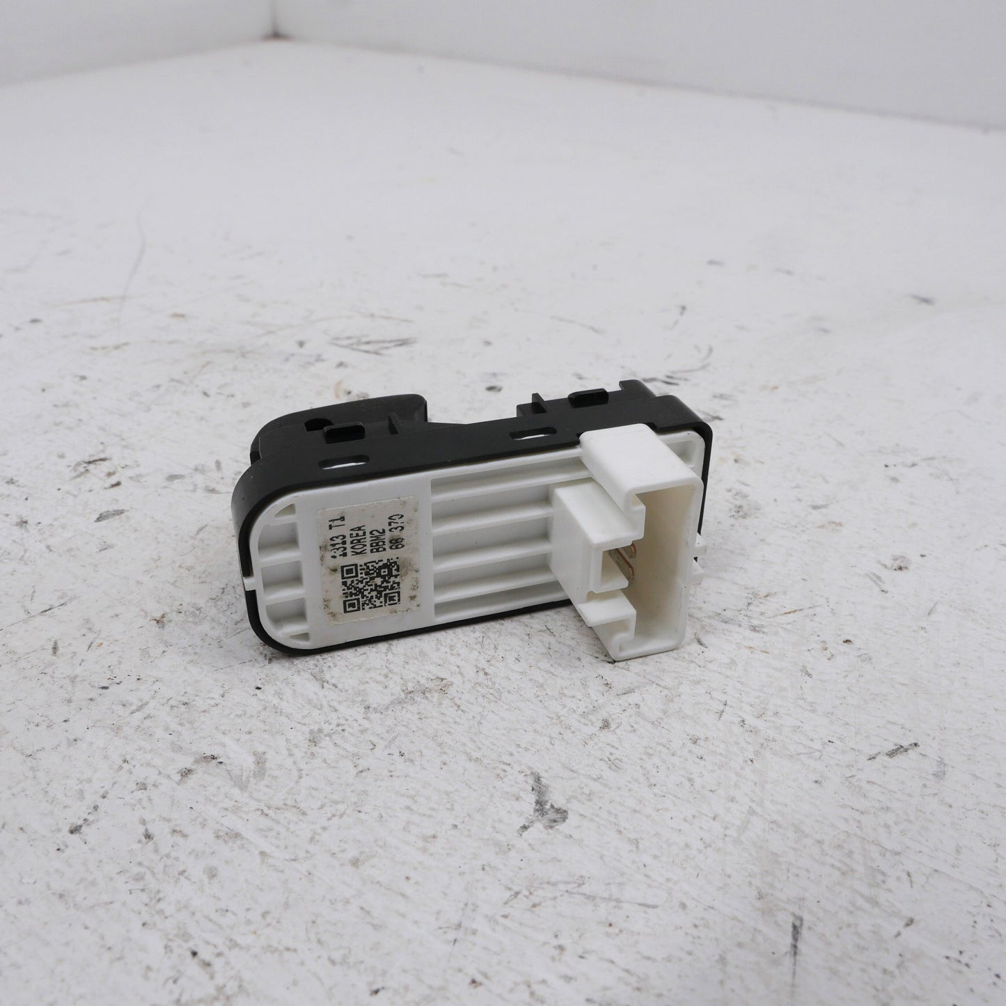 Single Power Window Switch - Fits Mazda 3 BL 2010-2013