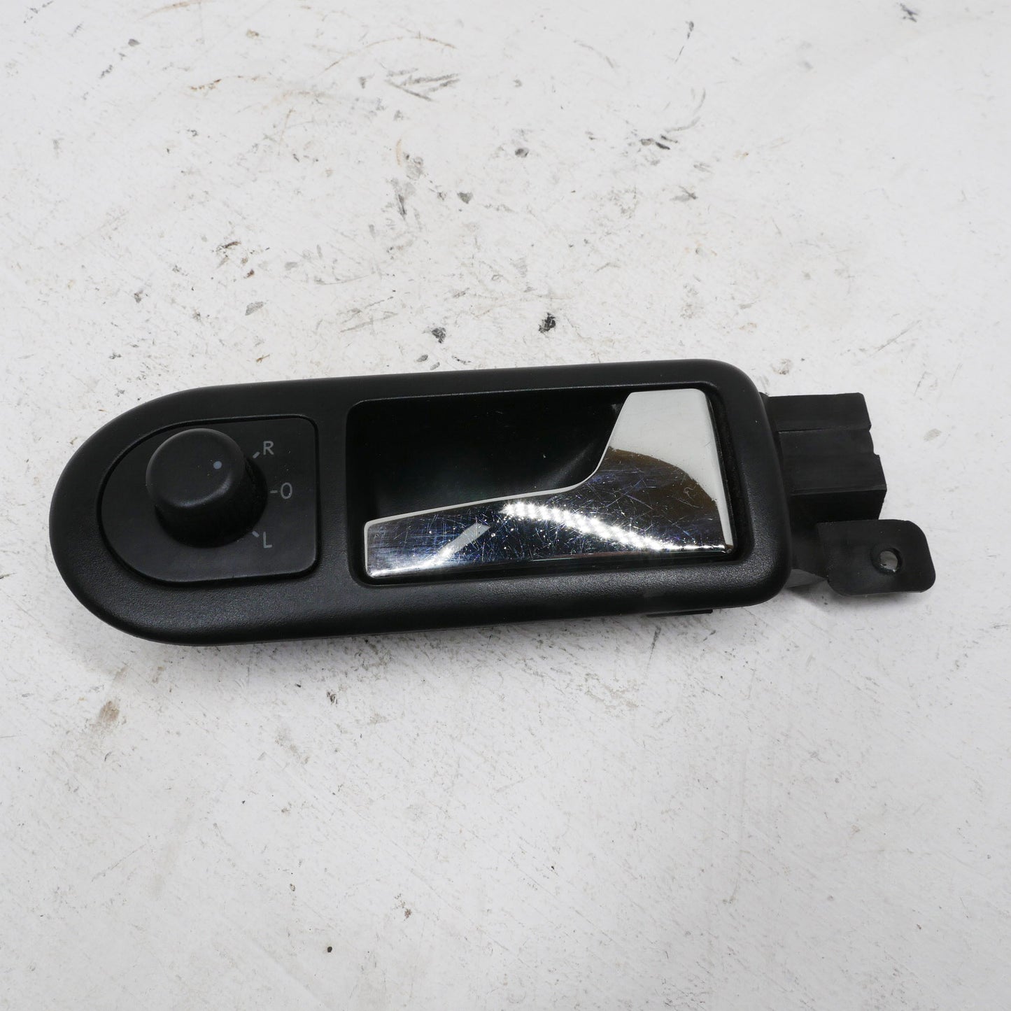 RH Front Interior Door Handle and Mirror Switch - Fits Volkswagen Golf Mk4 1J Hatch 1997-2003