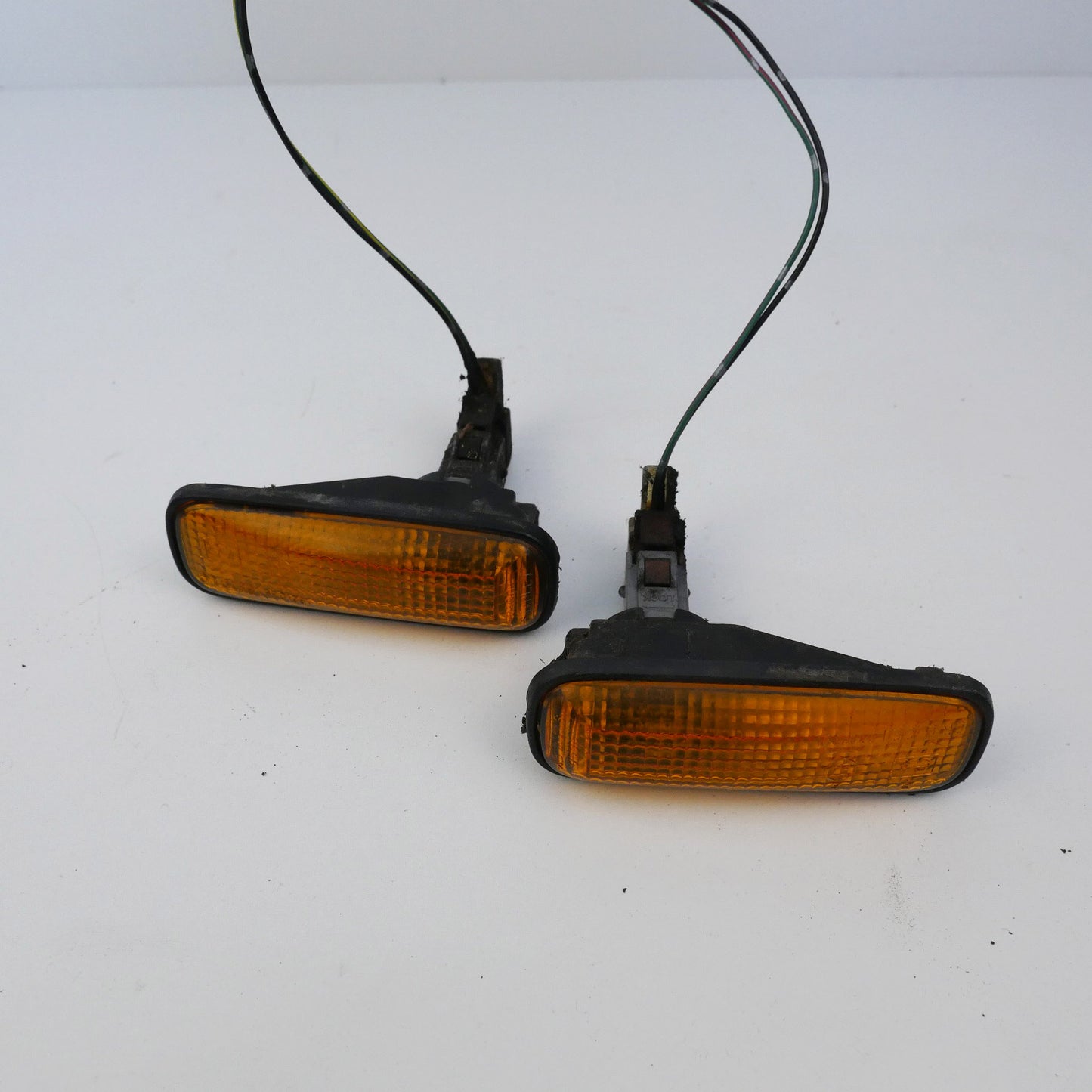 2 x Guard Indicator Lights - Fits Honda CRV RD1 SUV Gen1 1997-2001