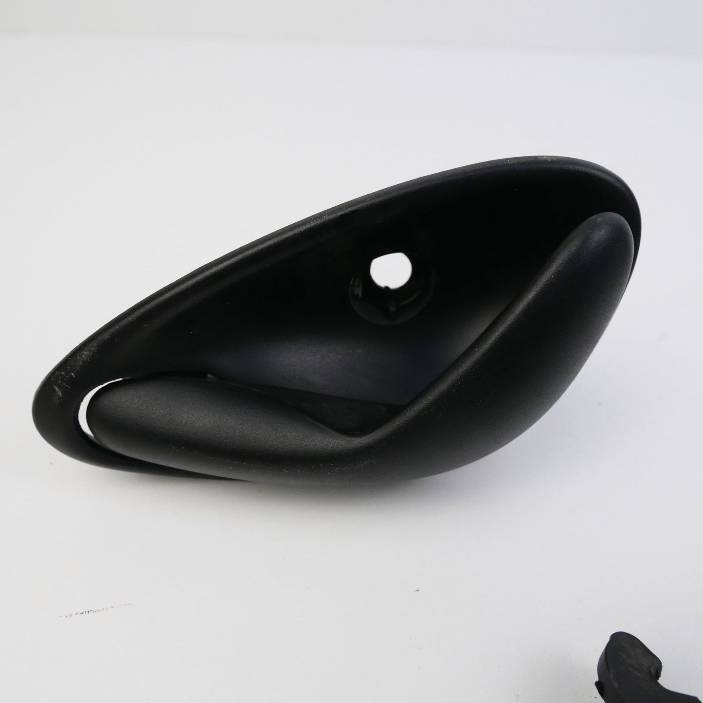 Interior Door Handle Set Black - Fits Holden Commodore VZ 2004-2006