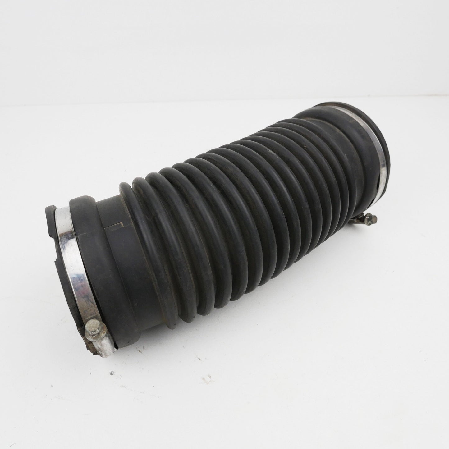 Air Intake Tube Duct 6 Cylinder - Fits Ford Falcon BA 2002-2005