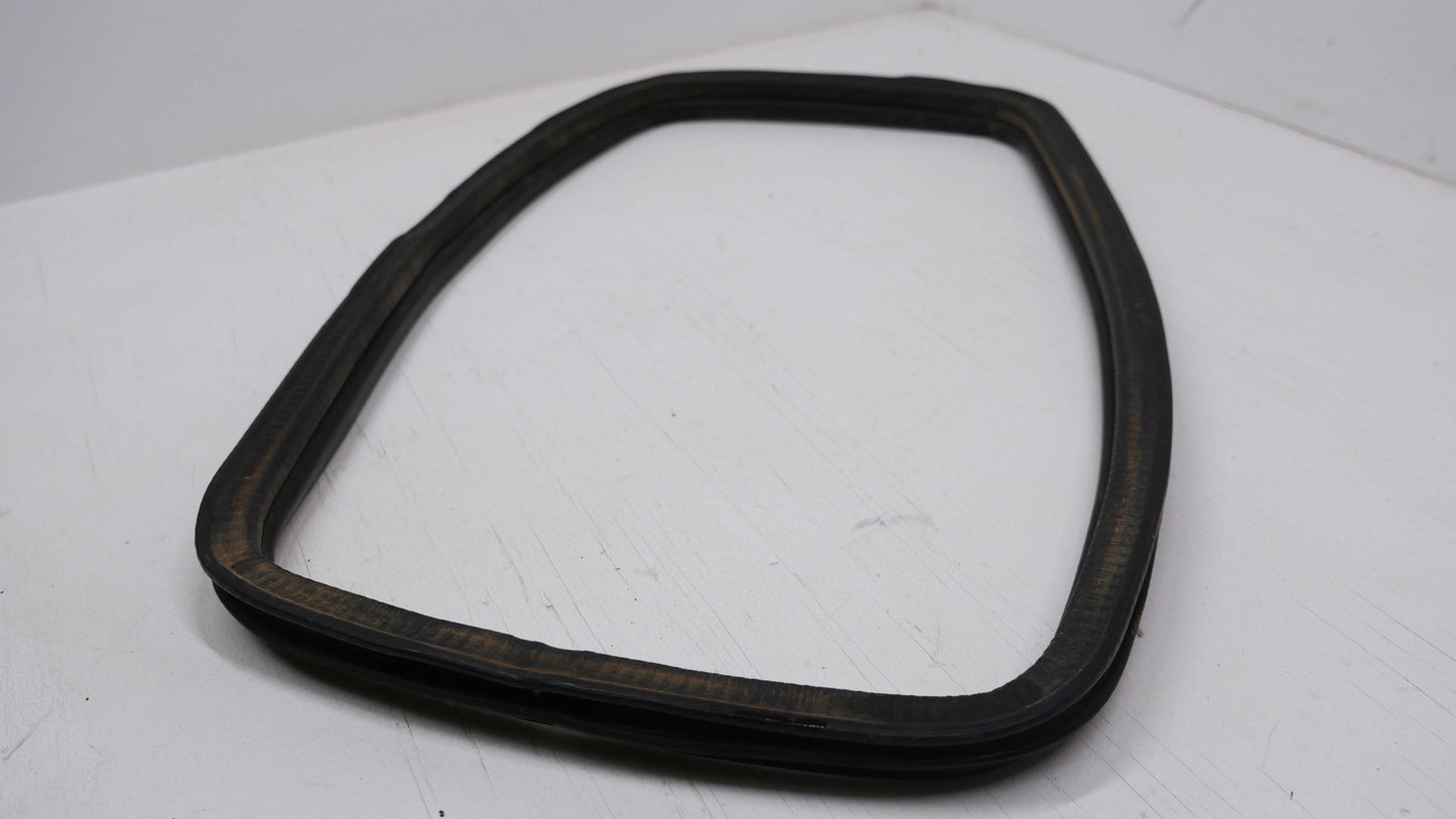 Rear Quarter Glass Space Cab Window Rubber Seal - Fits Toyota Hilux Space Cab LN111r 1995