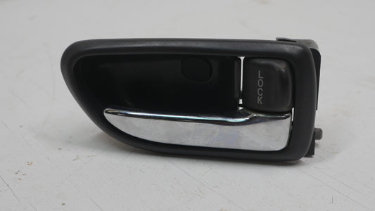 Front Right Interior Door Handle - Fits Subaru Liberty Wagon BH 1998-2003